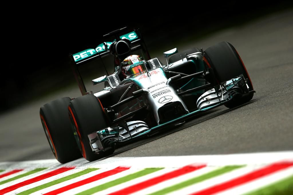 Hamilton vince il GP d'Italia di Formula 1 sul circuito di Monza