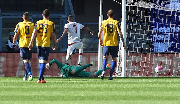 menez.milan.gol.verona.2015.2016.690x400