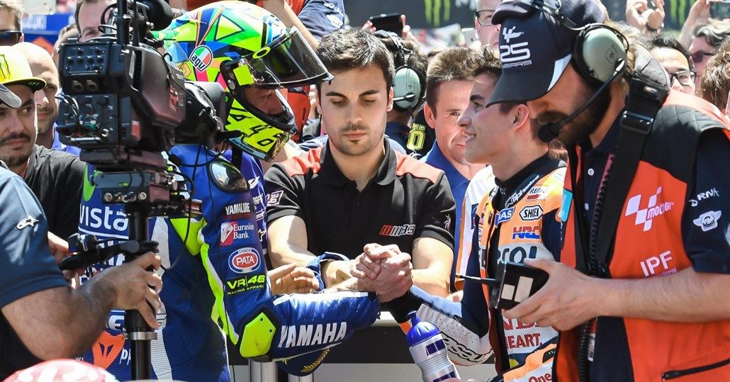 rossi-marquez-stretta-mano