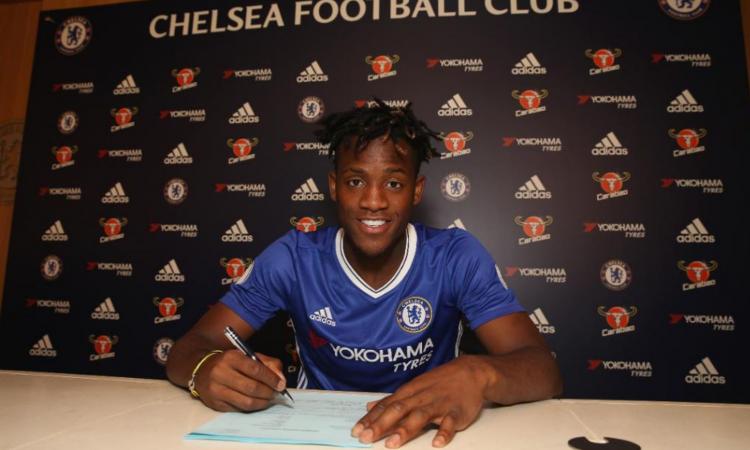 batshuayi.chelsea.firma.750x450