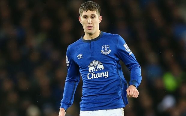 LIVERPOOL, ENGLAND - JANUARY 10:  John Stones of Everton in action during the Barclays Premier League match between Everton and Manchester City at Goodison Park on January 10, 2015 in Liverpool, England.  (Photo by Clive Brunskill/Getty Images)