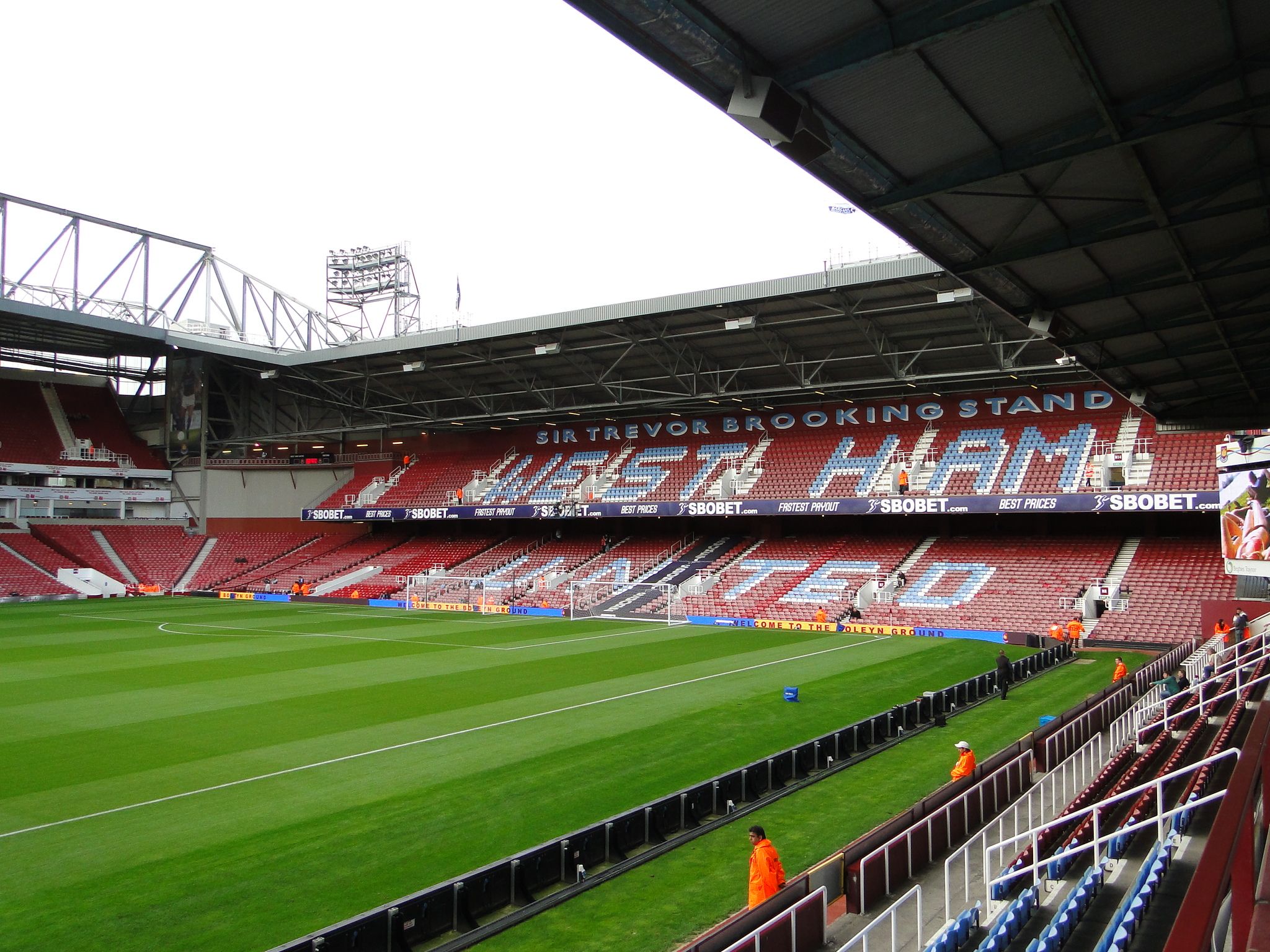 Boleyn Ground-Upton Park (Fonte: wikipedia)