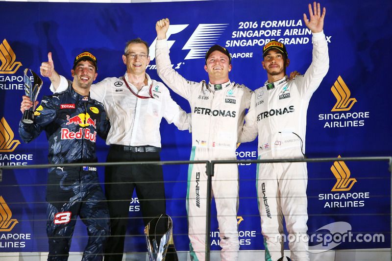 Il podio del GP di Singapore (foto da: vgezone.com)