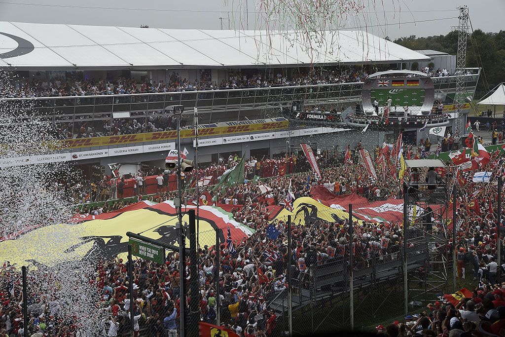 Che spettacolo la festa del podio di ieri a Monza! (foto da: sebastianvettel.de)