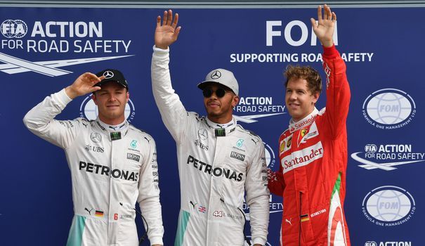 Da sinistra a destra, Rosberg, Hamilton (poleman) e Vettel, i migliori al termine delle qualifiche del GP d'Italia 2016 (foto da: lexpress.fr)
