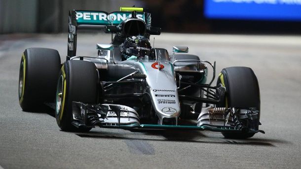 Con la 22° vittoria, tra l'altro nella 200° gara in carriera, Rosberg raggiunge Hill e supera Hamilton in classifica (foto da: t-online.de)