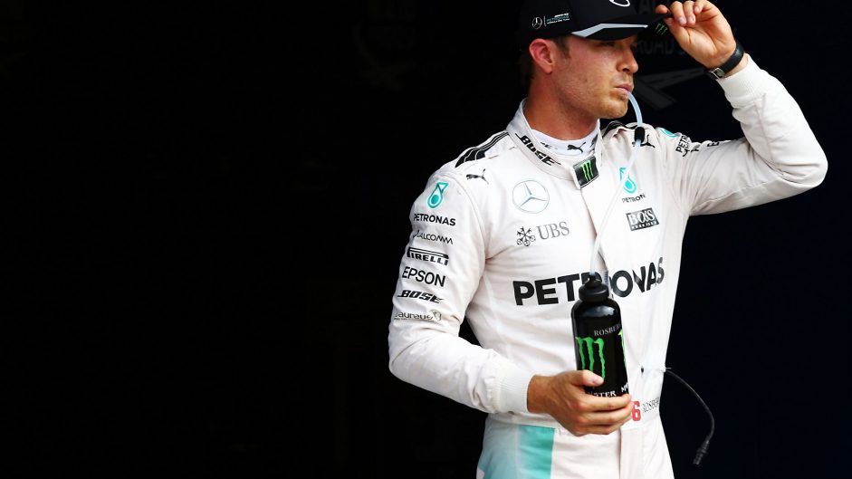 Poco ha potuto Nico Rosberg contro la furia di Hamilton. Domani dovrà dare il massimo per stargli davanti (foto da: f1fanatic.co.uk)