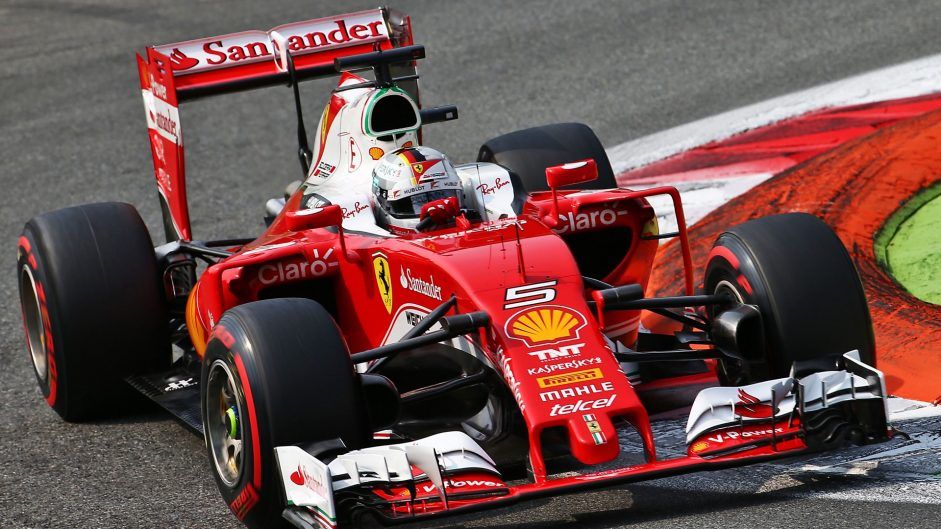 Terzo e quarto crono per le Ferrari di Vettel (in foto) e Raikkonen, che domani occuperanno interamente la seconda fila dello schieramento (foto da: f1fanatic.co.uk)
