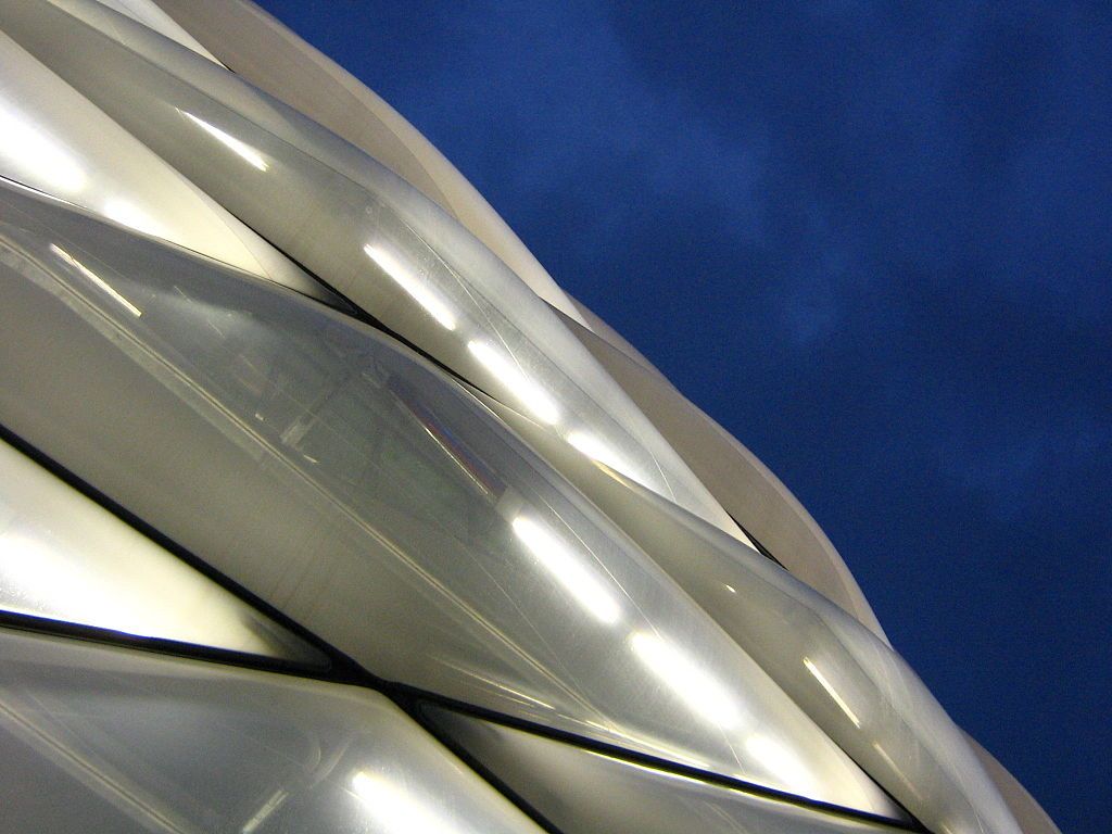 1024px-allianz_arena_-_panels