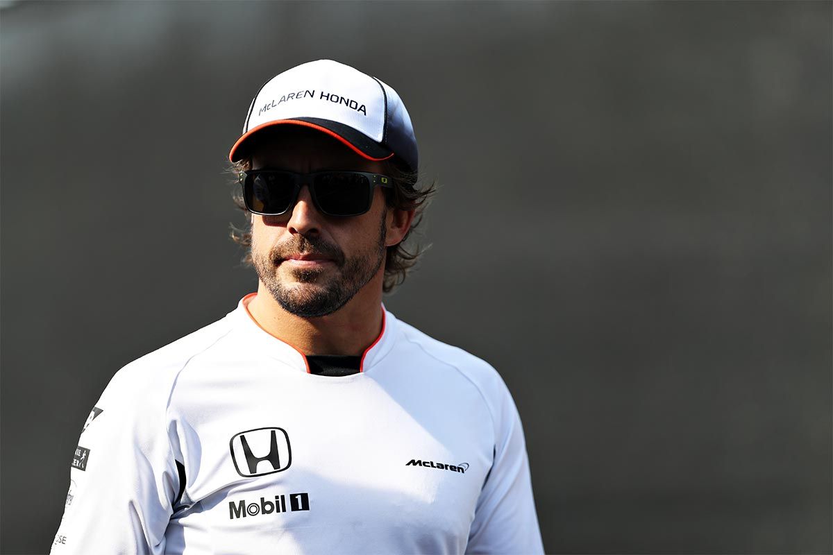 Fernando Alonso, al secondo anno della sua avventura bis con la McLaren (foto da: sportyou.es)