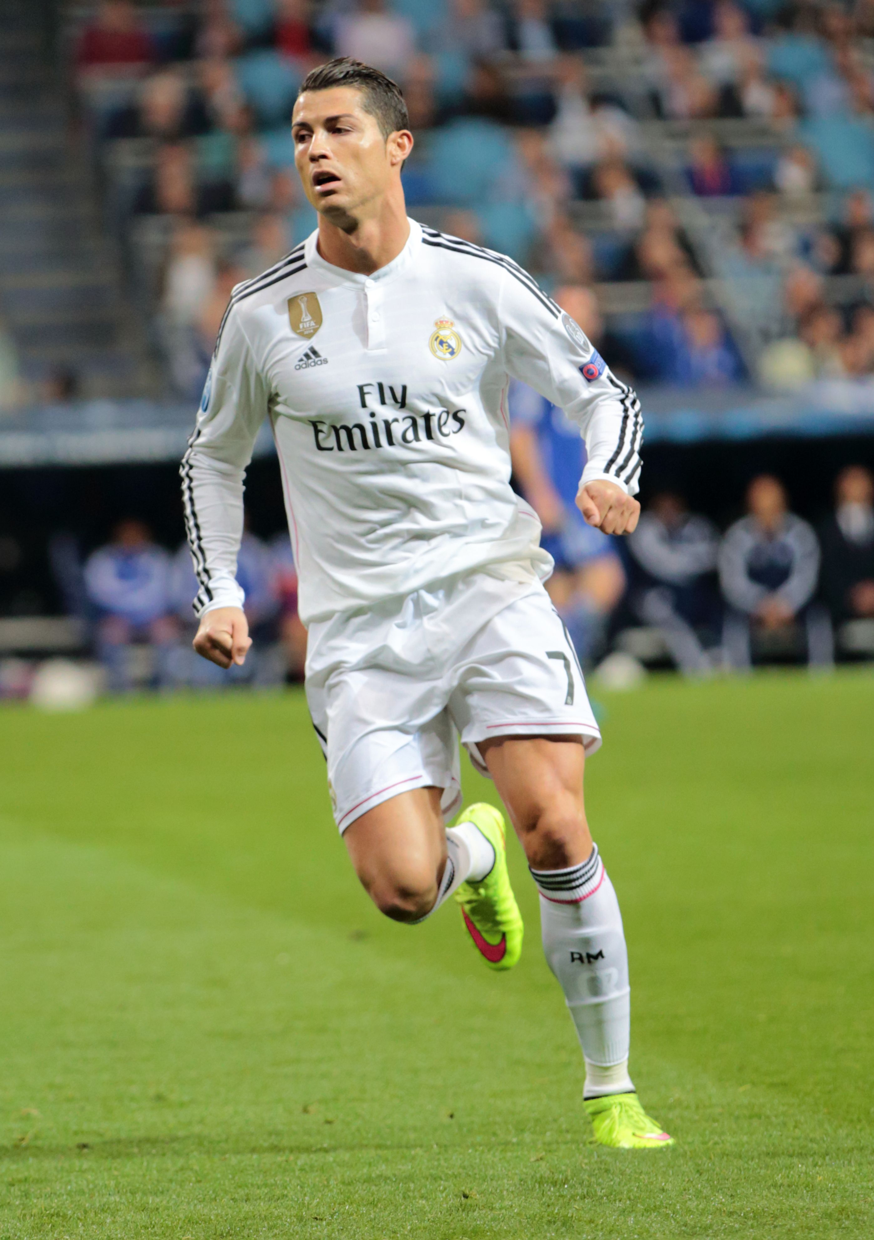 ronaldo_vs-_fc_schalke_04_16854146922