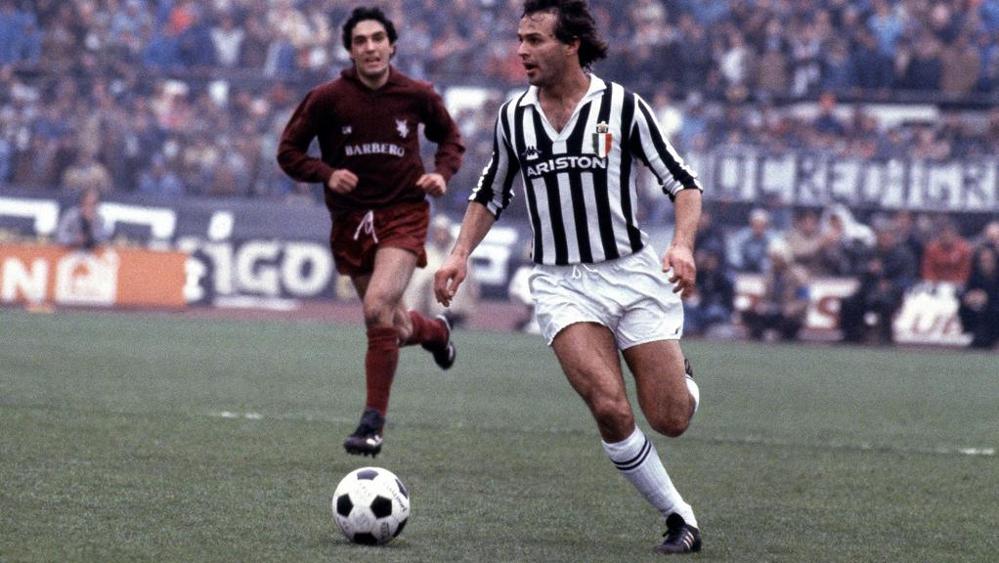 Antonio Cabrini in azione con la maglia della Juventus - Fonte: La Stampa