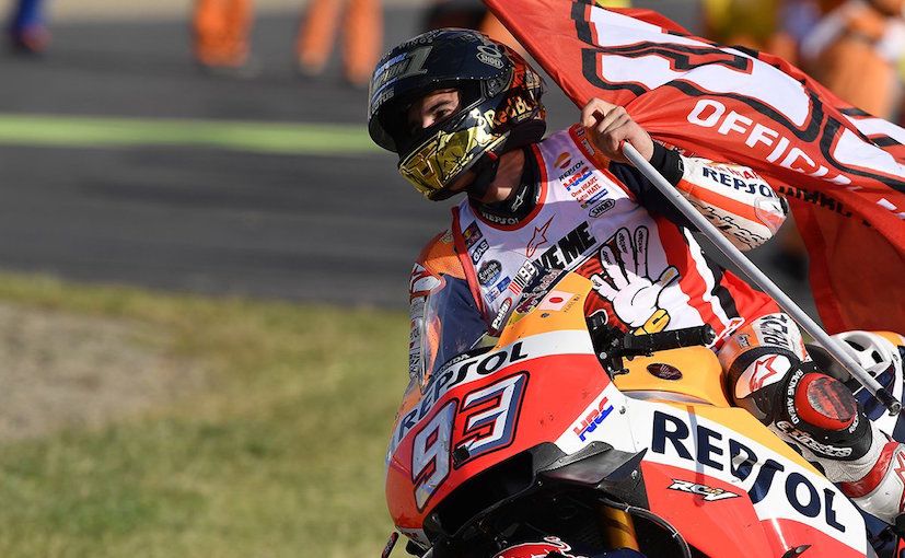 A soli 23 anni, Marc Marquez è diventato Campione del Mondo per la quinta volta (foto da: auto.ndtv.com)