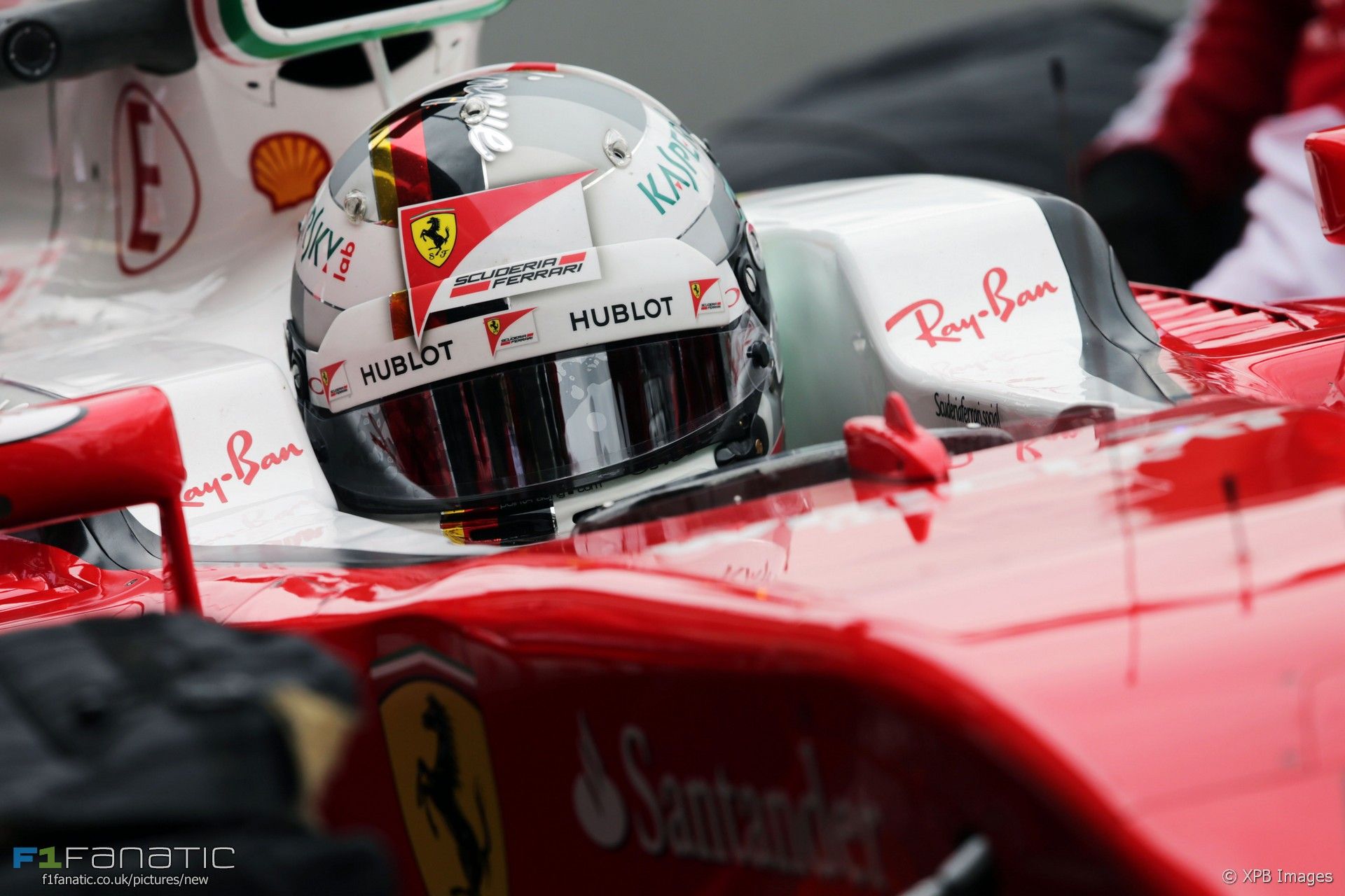 Ancora una delusione per la Ferrari. Raikkonen e Vettel partiranno 6° e 7° (foto da: f1fanatic.co.uk / XPB Images)