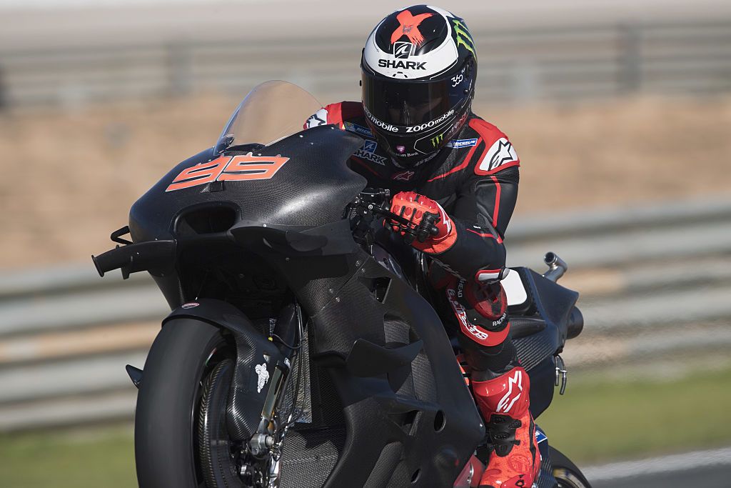 Jorge Lorenzo sulla Ducati a Valencia (Foto da: motoblog.it / Photo by Mirco Lazzari gp/Getty Images)