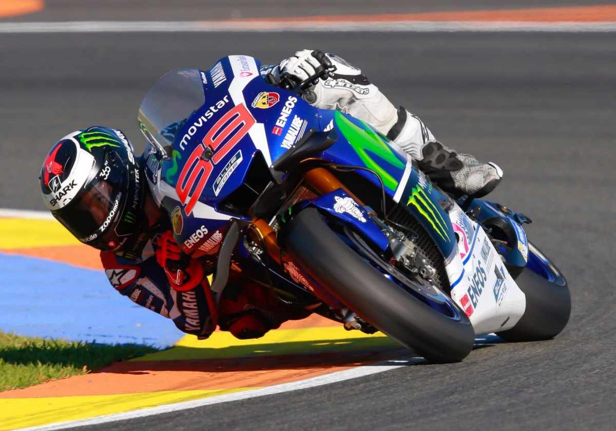 Jorge Lorenzo ha realizzato il miglior tempo sia al mattino che al pomeriggio nel venerdì di Valencia (foto da: mundomotero.com)