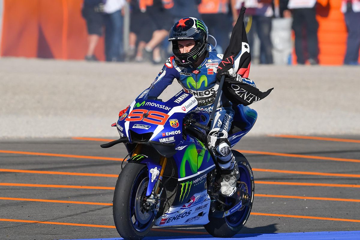 Lorenzo vince a Valencia, nella sua ultima gara con la Yamaha (foto da: moto7.net)
