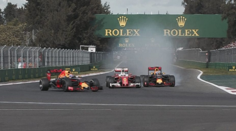 Il momento dell'attacco di Ricciardo a Vettel in Messico (foto da: f1sport.it)