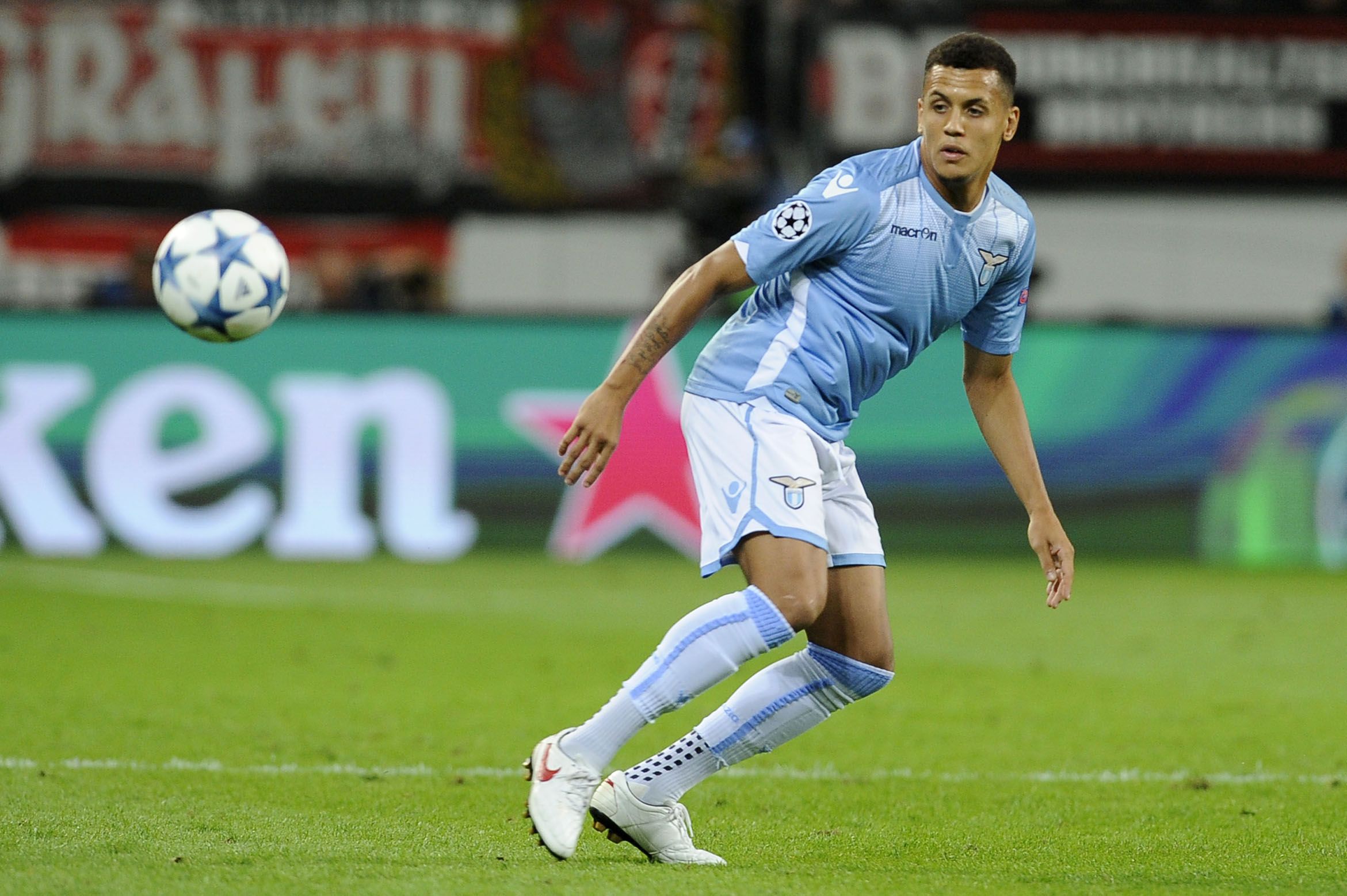 Foto Marco Rosi/LaPresse 26 08 2015 Leverkusen ( Germania ) Sport-Calcio Preliminane di Championes League incontro  Bayer Leverkusen Vs Lazio al BayArena di Leverkusen. Nella foto Ravel Morrison Foto Marco Rosi / LaPresse 26 08 2015 Leverkusen ( Germany ) Sport - Calcio -  Champions League 2015-2016 Match day Bayer Leverkusen Vs Lazio at the BayArena in Leverkusen. in the photo Lazio's player  Ravel Morrison