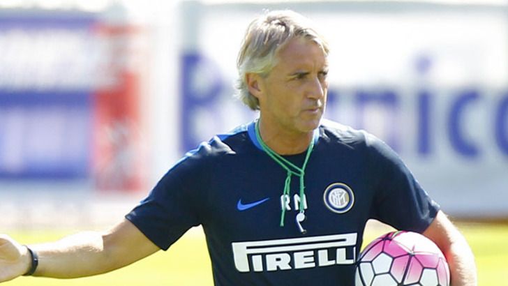 Foto LaPresse - Spada 15  07 2015  Riscone di Brunico , Bz ( Italia ) Sport Calcio Ritiro estivo Fc Inter  - preparazione atletica   Calcio Campionato Serie A TIM 2015-2016  Nella foto:  mister mancini   Photo LaPresse - Spada 15 07 2015 Sassuolo (Italy) Sport Soccer Summer retreat Fc Inter  - Athletic Italian Football Championship League A TIM 2015 2016    In the pic:  head coach mancini