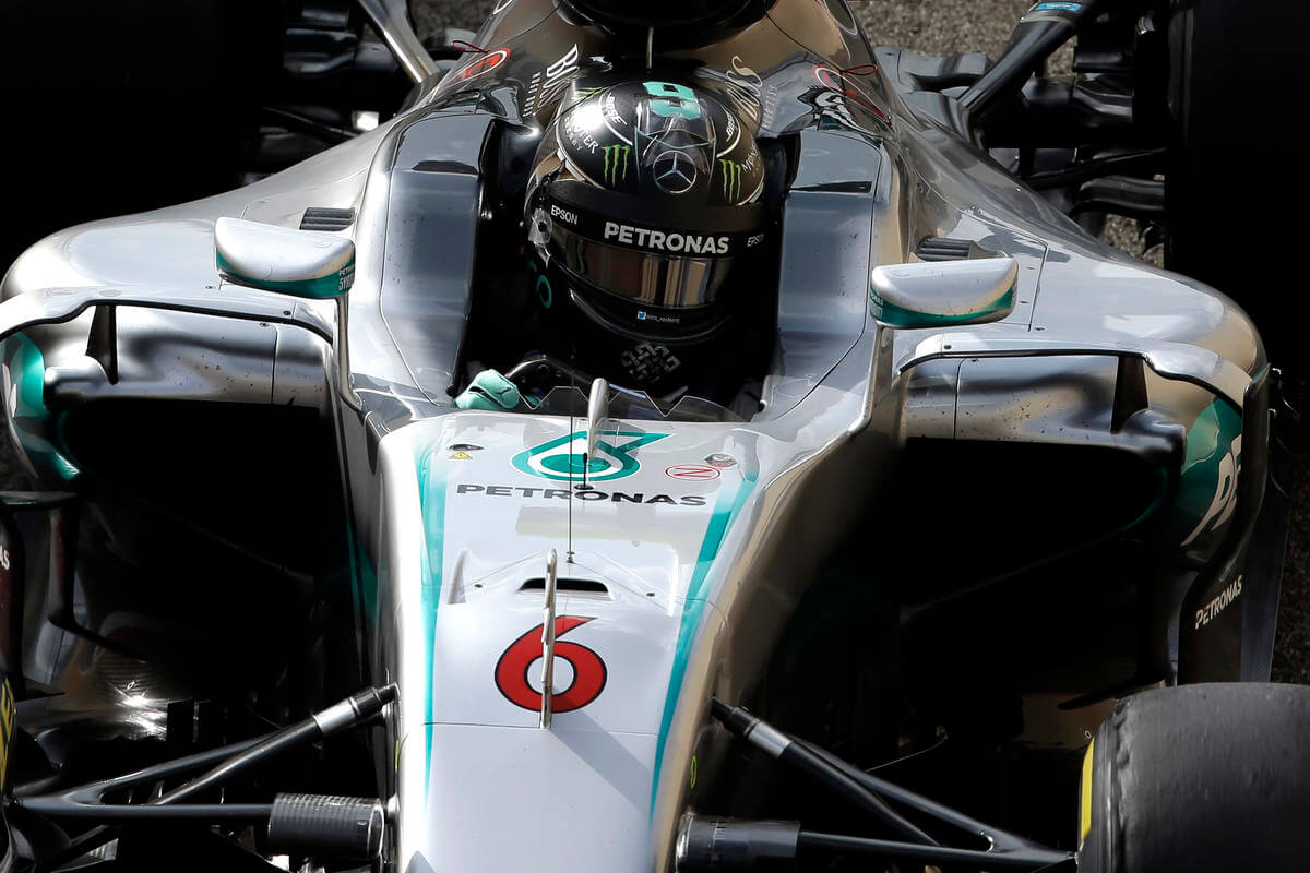Nico Rosberg, durante le libere di oggi ad Abu Dhabi (foto da: bostonherald.com)