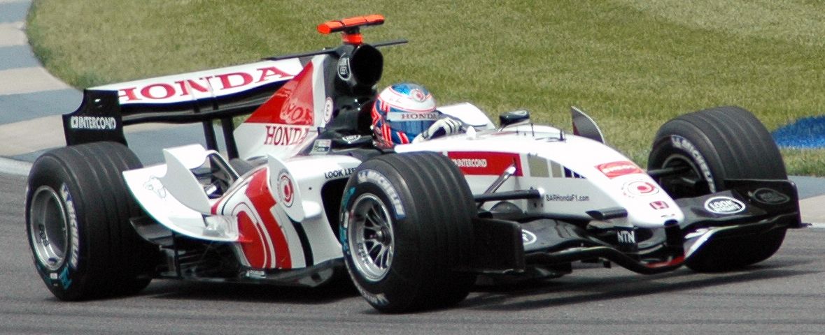 Jenson Button, con la BAR durante le qualifiche del GP degli USA 2005 (foto da: frankyremtlaaaat.wordpress.com)