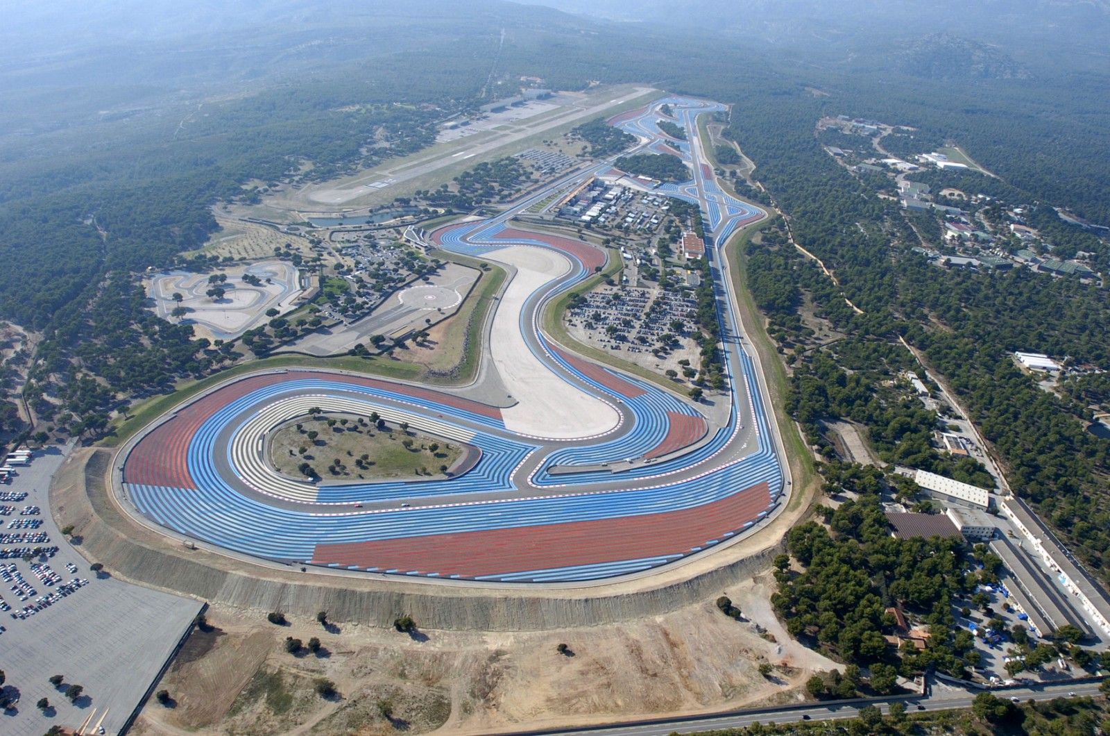 Dal 2018, il circuito Paul Ricard di Le Castellet tornerà ad ospitare il Gran Premio di Francia di Formula 1 (foto da: racingblog.de)