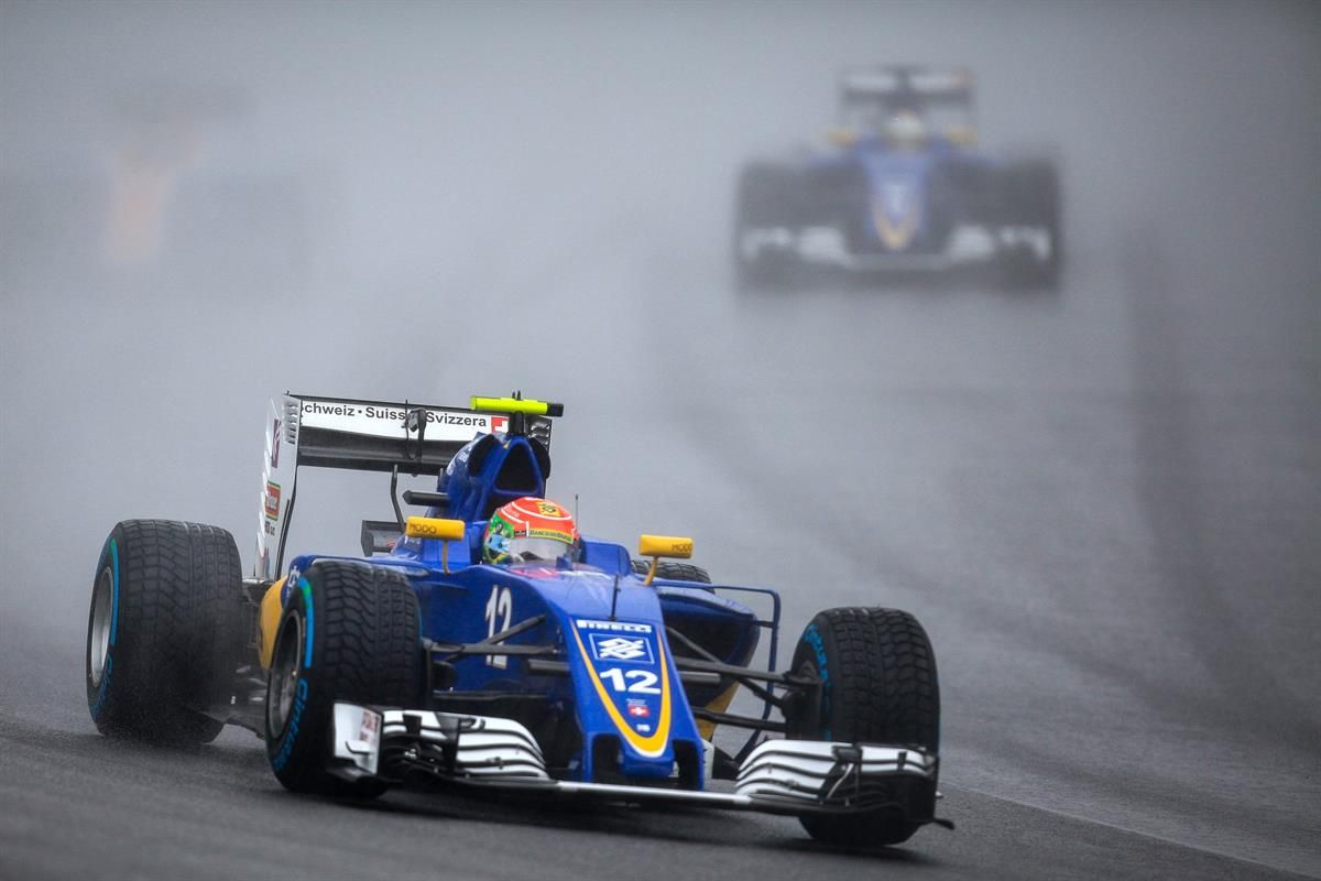 Felipe Nasr, nel corso del Gran Premio del Brasile 2016 (foto da: ts.fi)
