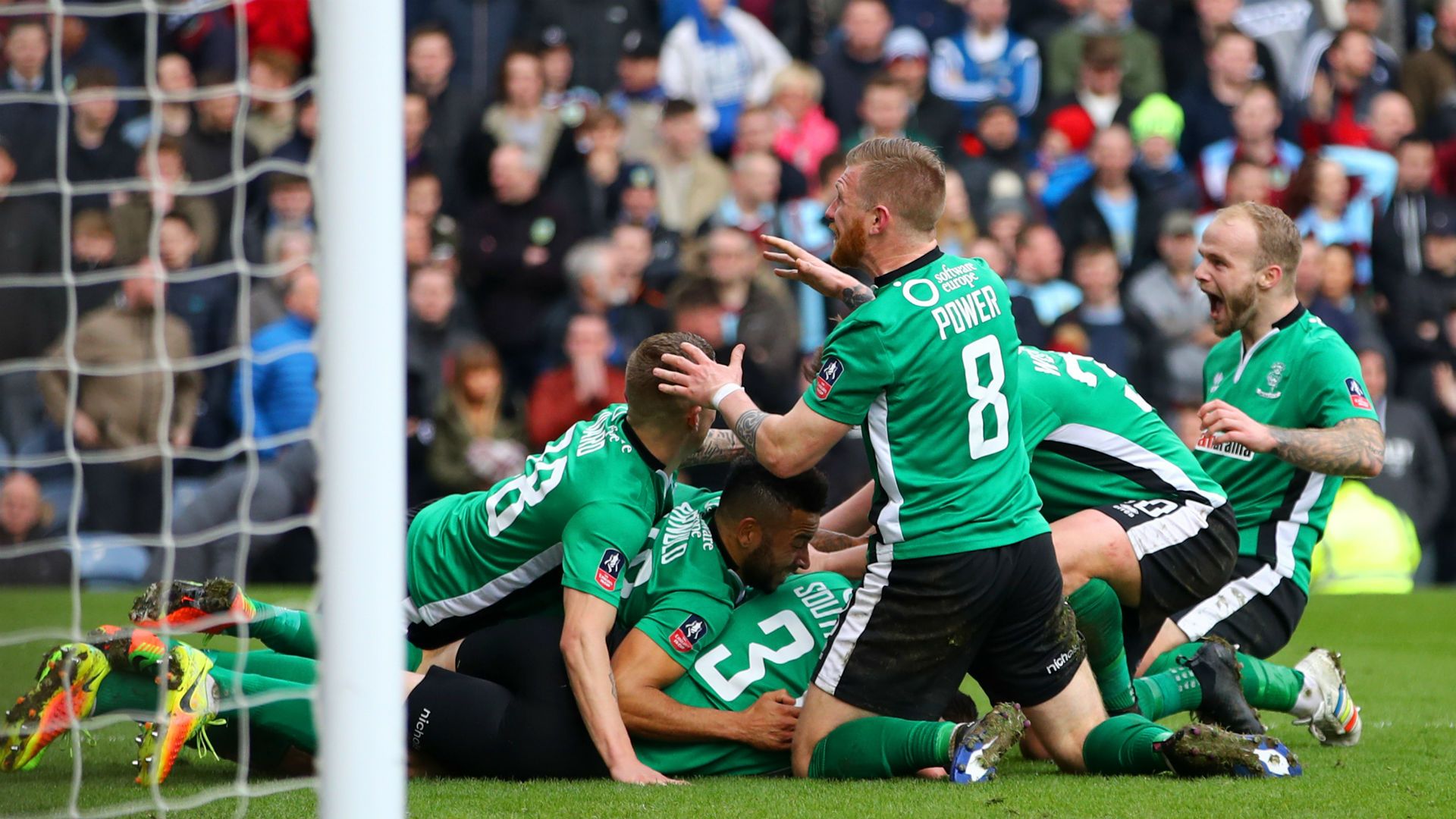 lincoln city fa cup burnley