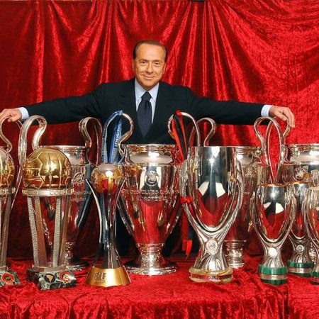 Silvio Berlusconi Story: 31 anni e 29 trofei alla guida del Milan