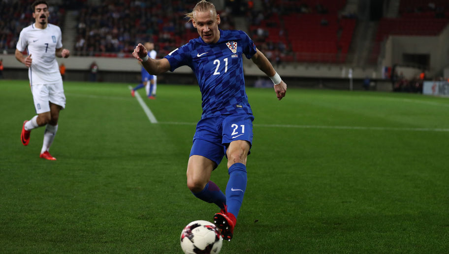 Domagoj Vida con la maglia della nazionale croata. Giocherà probabilmente anche il Mondiale in Russia del 2018.