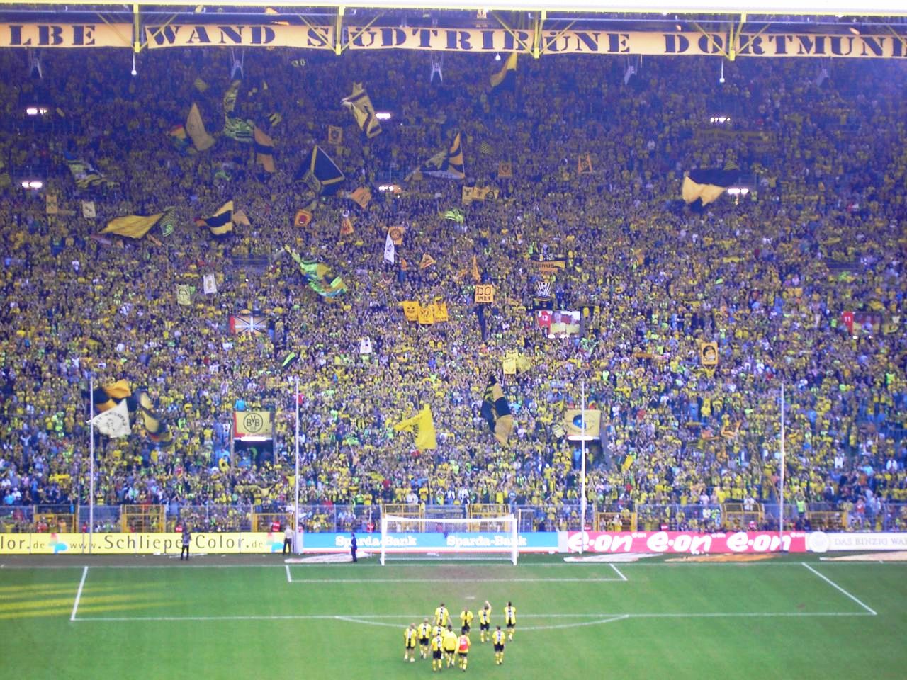 sudtribune borussia dortmund