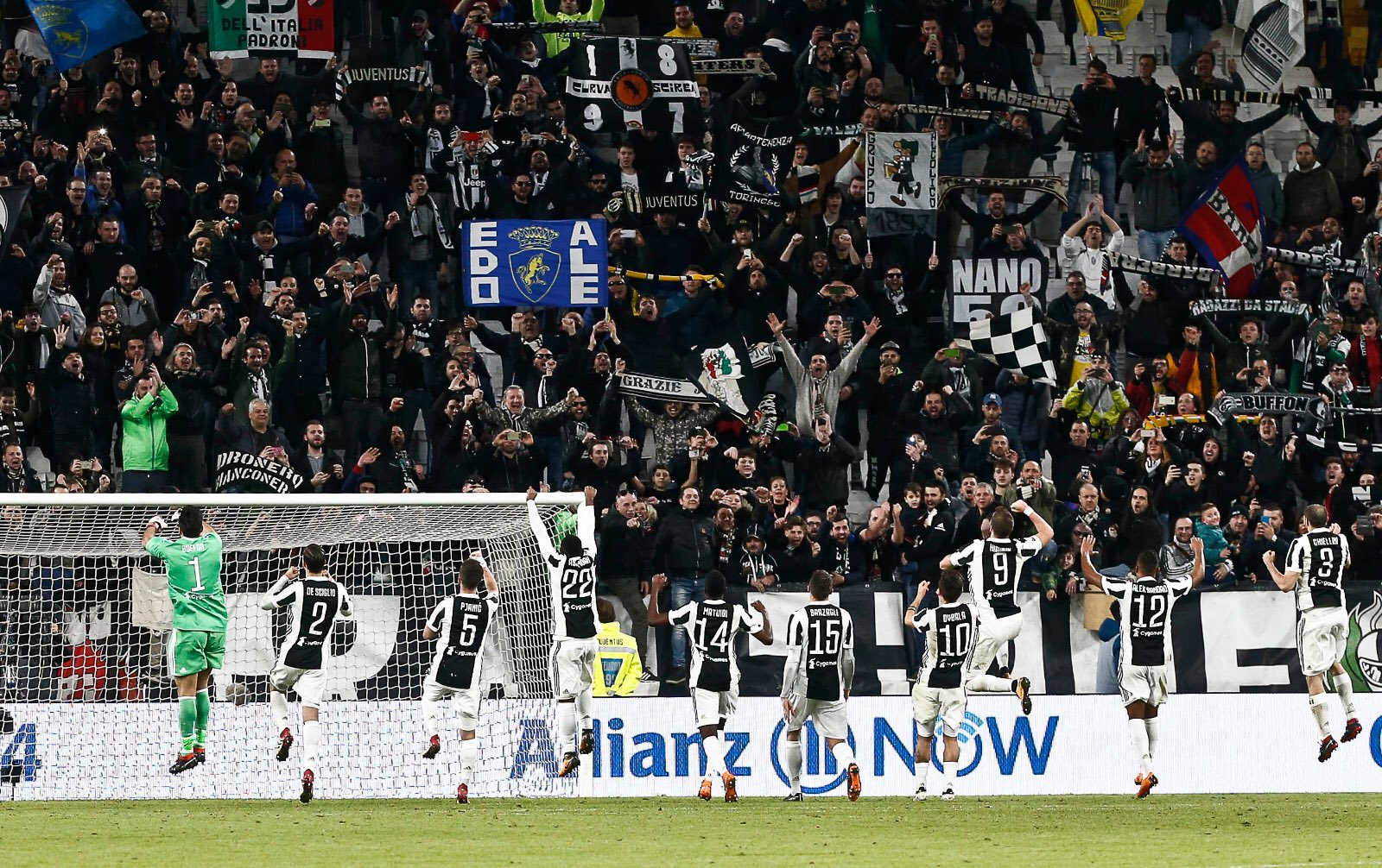 Juventus-Atalanta 2-0: Higuaìn da sogno-gol e assist-Douglas Costa implacabile, è allungo sul Napoli