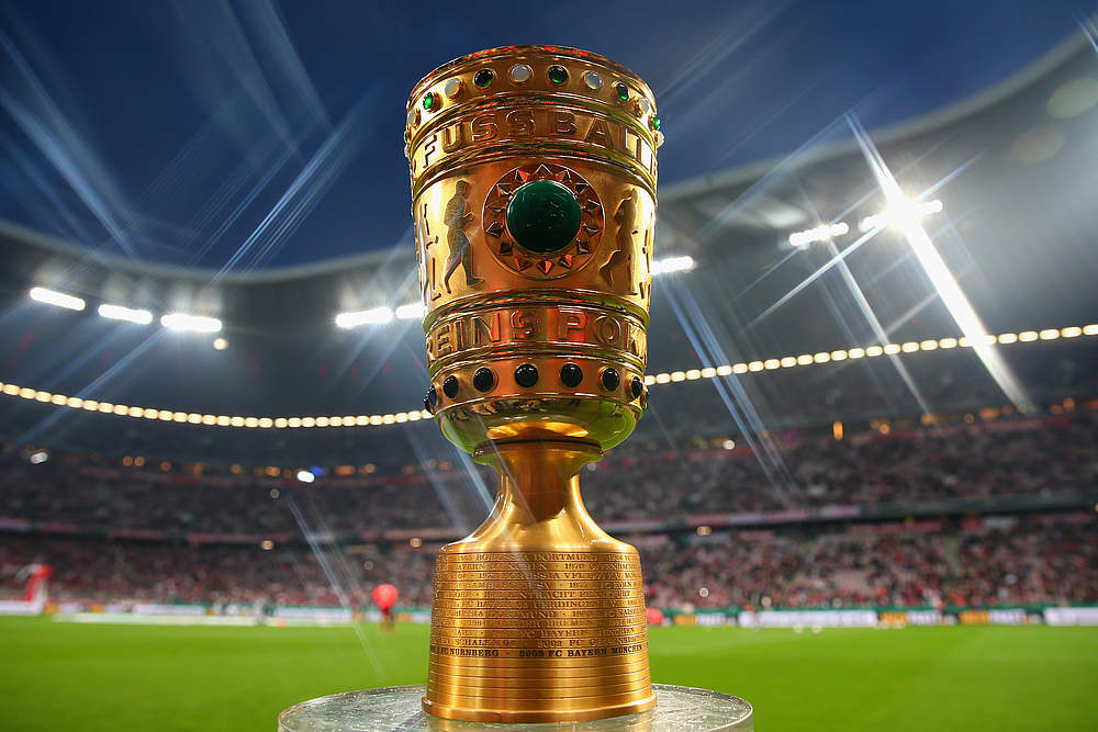 Risultato Bayern Monaco-Eintracht Francoforte 1-3: risultato a sorpresa nella finale di DFB Pokal fra Bayern ed Eintracht. Dopo due controverse decisioni arbitrali, è la squadra di Kovac a vincere.