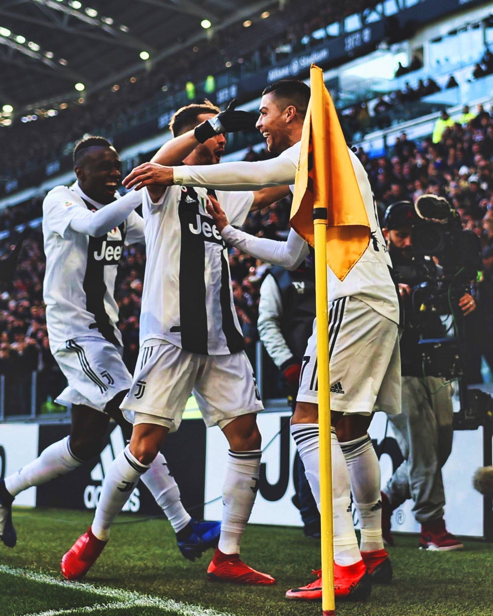 Juventus: record di punti, imbattibilità nel girone d’andata e quinto Scudetto ad un passo per Allegri