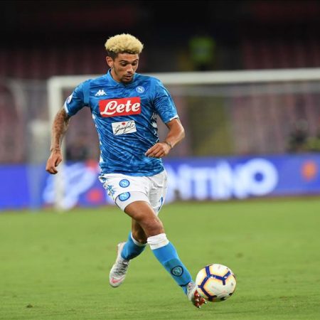 Calciomercato Napoli: è fatta per la cessione di Malcuit alla Fiorentina