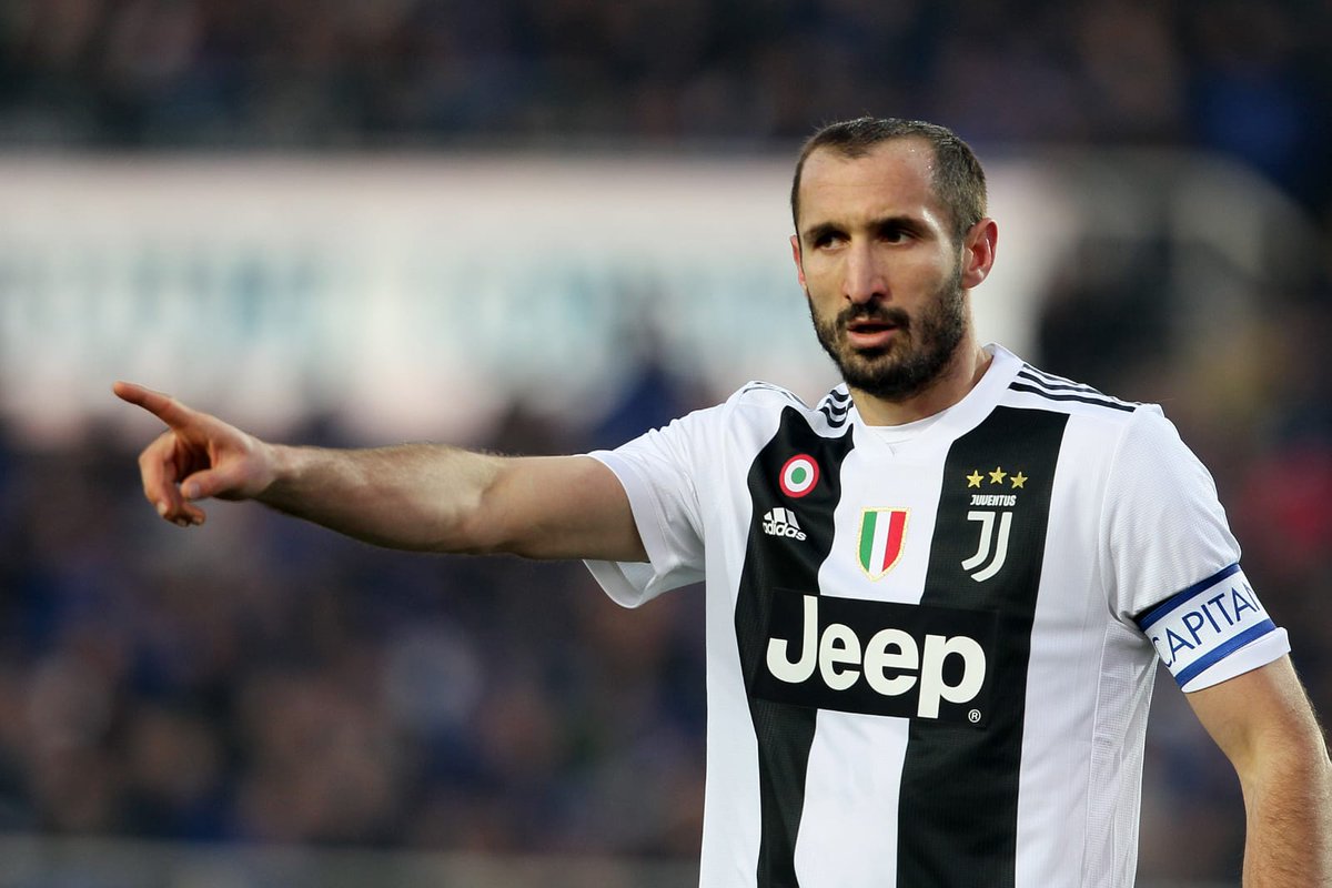 Questa immagine ha l'attributo alt vuoto; il nome del file è chiellini-650x433.jpg