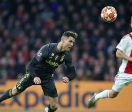 Cristiano Ronaldo realizza il gol del vantaggio contro l'Ajax