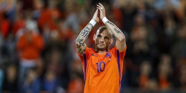 Ufficiale: Sneijder annuncia il ritiro dal calcio giocato