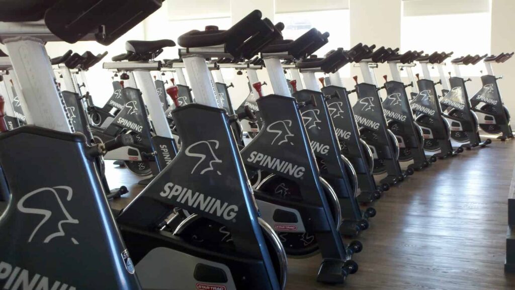 Spin Bike Magnetiche o a Cinghia? Quale Scegliere per il Tuo Workout