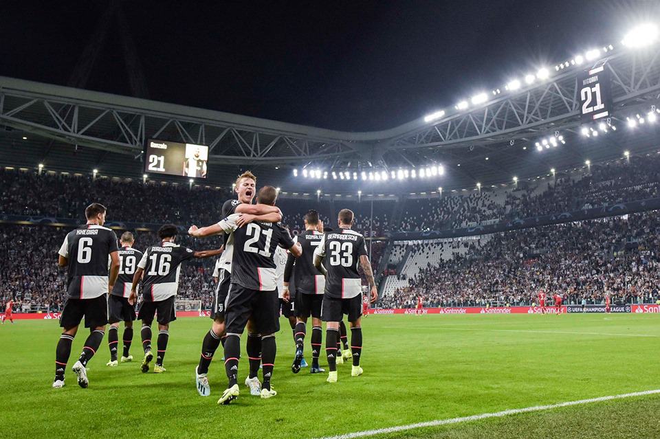 Juventus-Bayer Leverkusen 3-0 , voti/analisi: ottimi Higuaìn e Cuadrado, si rivede Bernardeschi , gloria per CR7
