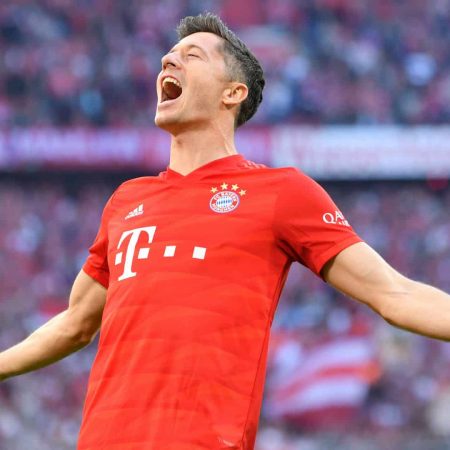 Ufficiale, addio Bayern Monaco: Lewandowski al Barcellona