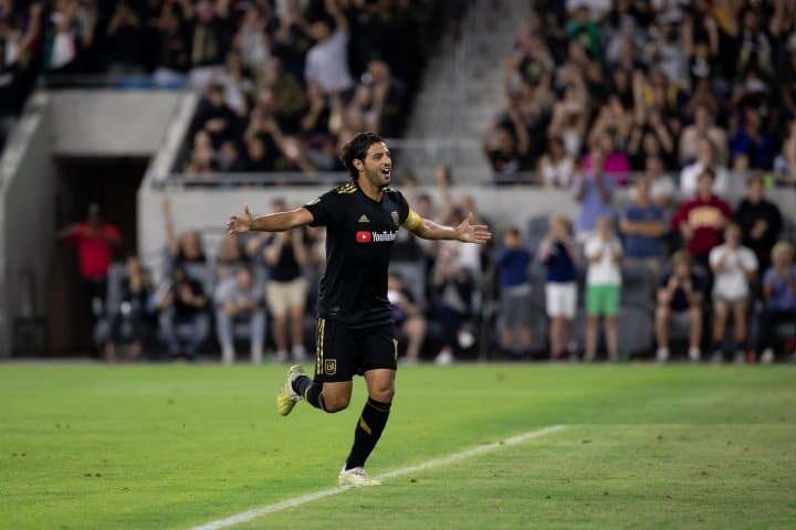 MLS 2019: Carlos Vela premiato come miglior giocatore battendo Ibrahimovic