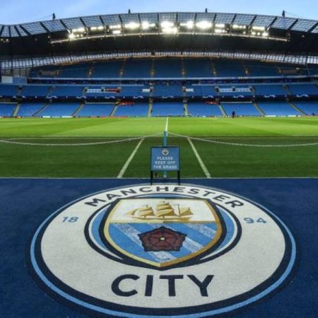 Daily Mail: sponsor gonfiati nel 2011, Manchester City ha violato il Fair Play Finanziario