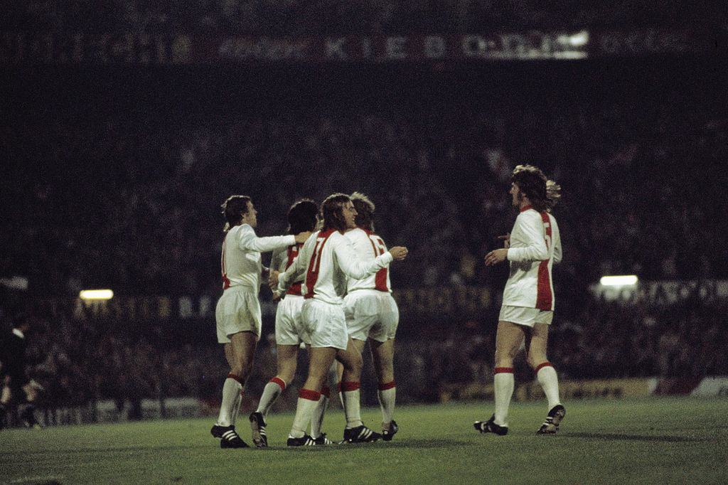 L'Ajax festeggia la vittoria della Coppa dei Campioni nel 1971-72 ai danni dell'Inter