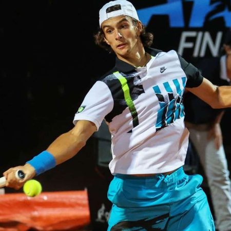 Tennis, ATP Challenger Istanbul: esordio vincente per Musetti, a Giustino il derby azzurro