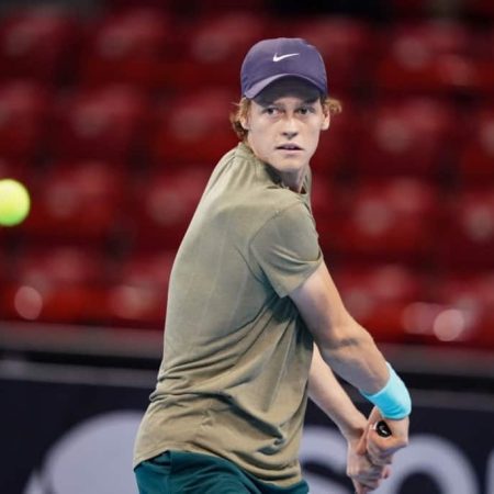 Tennis, Esibizione Adelaide: Sinner sfida Djokovic, Osaka contro Serena Williams