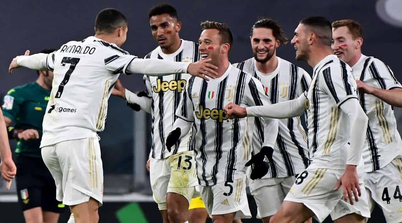 Juventus-Cagliari 2-0, voti/analisi: ancora nel segno di CR7, la manovra offensiva funziona