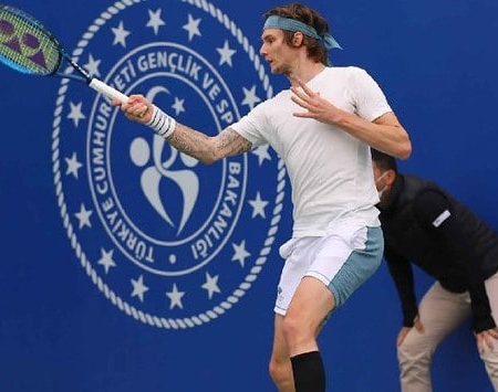 Tennis, ATP: Bublik sorprende Berrettini, Goffin è troppo per Travaglia