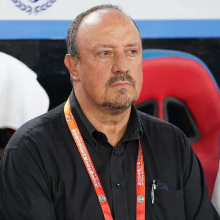 Napoli: De Laurentiis vuole Benitez solo come direttore tecnico